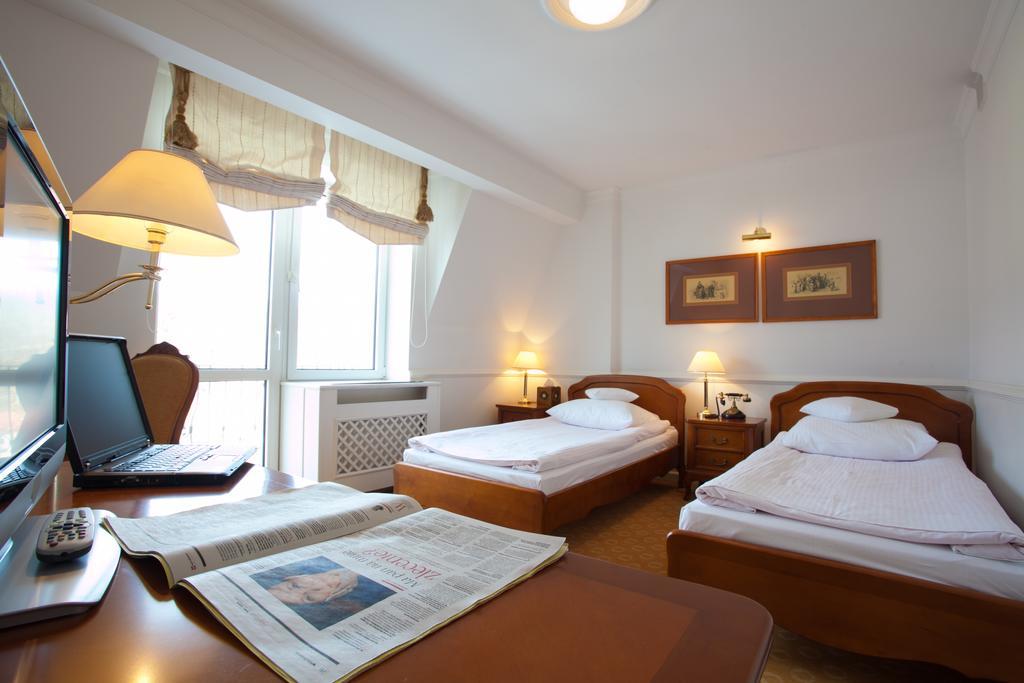 Hotel Szrenicowy Dwor Szklarska Poręba Szoba fotó